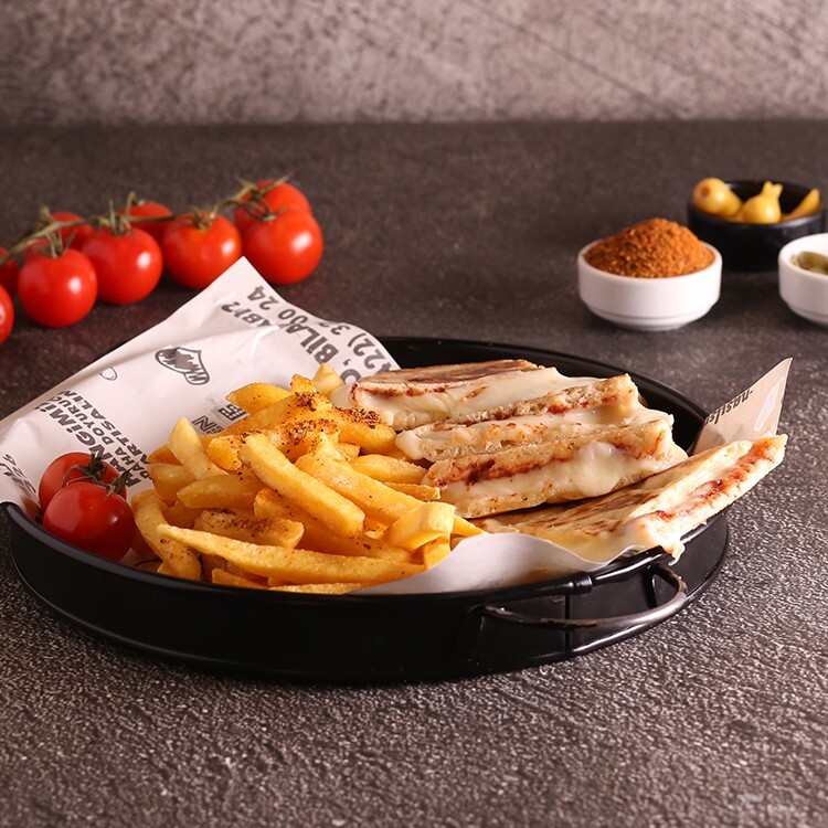 Kaşarlı Bazlama Tost