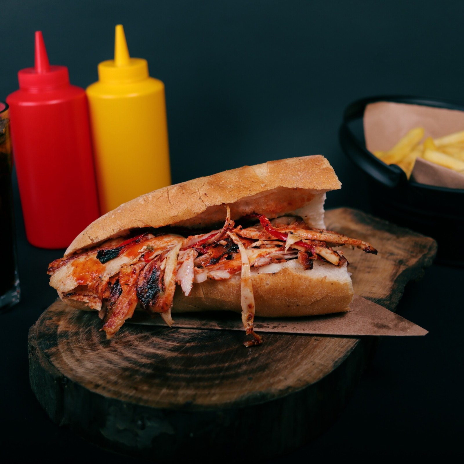 Yarım Ekmek Arası Közde Tavuk Döner Menü