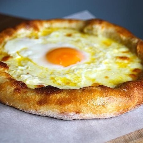 Kaşarlı Yumurtalı Pide