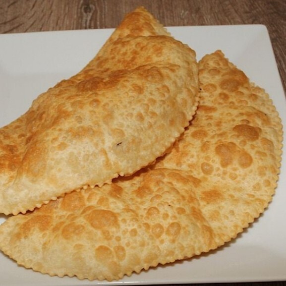 Lor Peynirli Çiğ Börek (2 Adet)