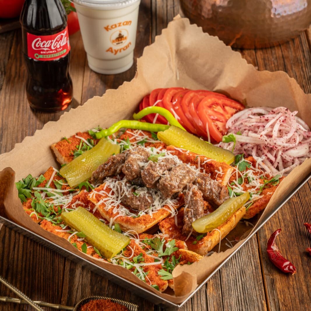 Kazan Köfte (Porsiyon)+Coca Cola