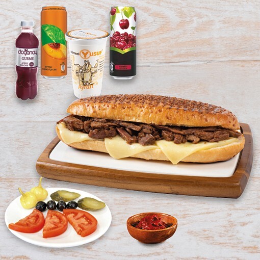 Kavurma Kaşarlı Tost Menü