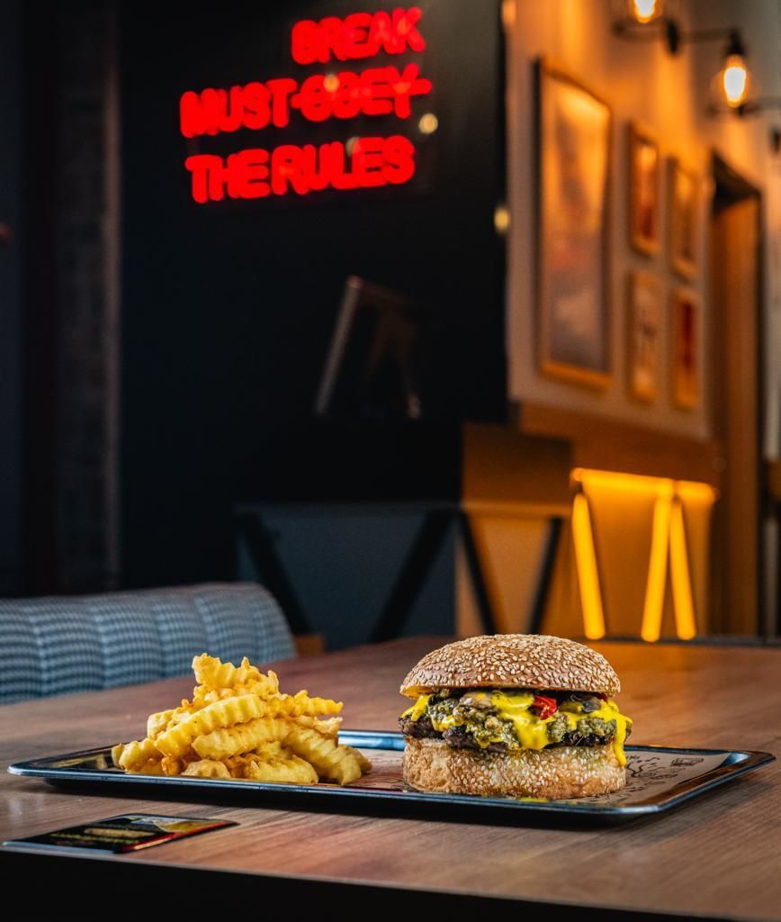 Mediterranean Burger