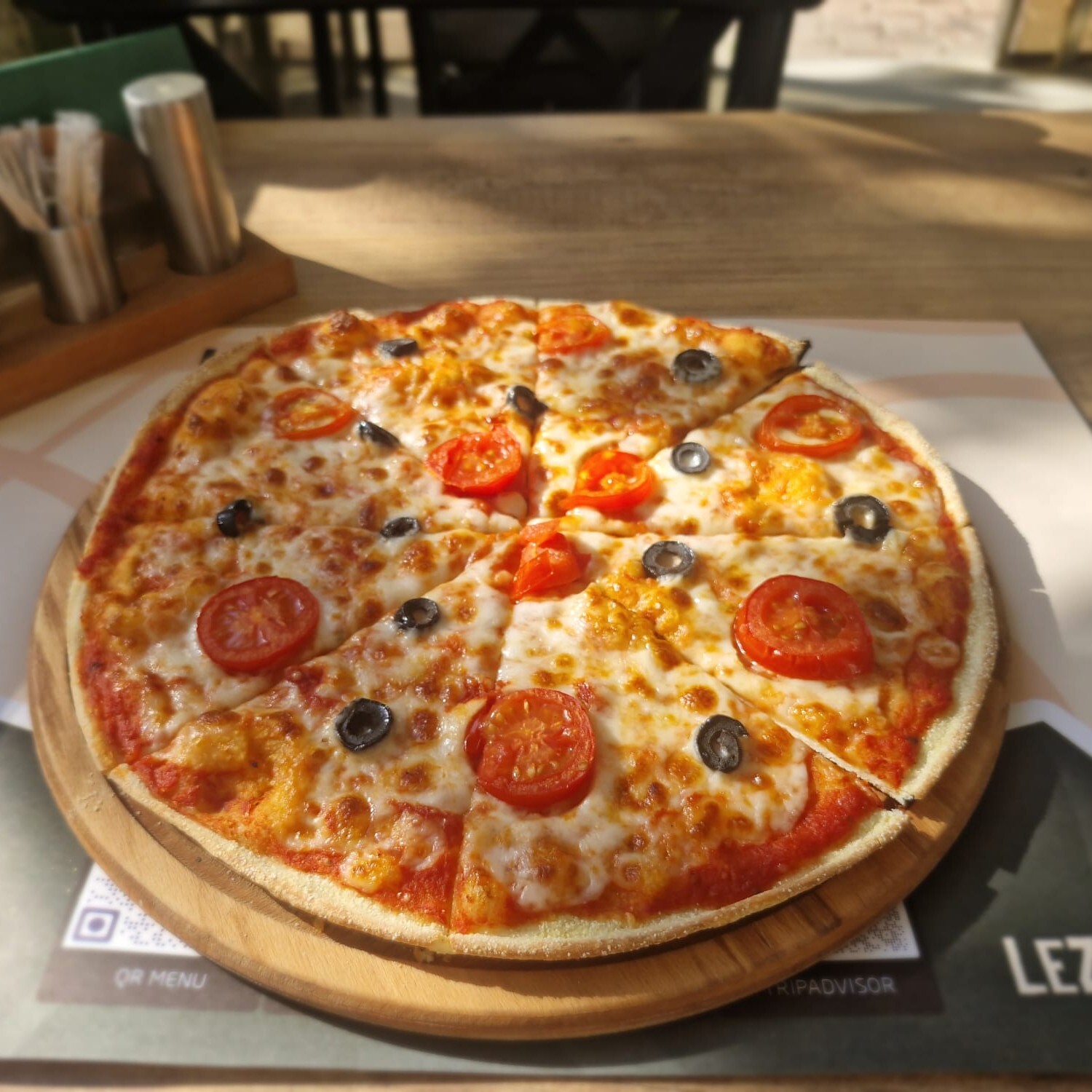 Cherry Domates Pizza