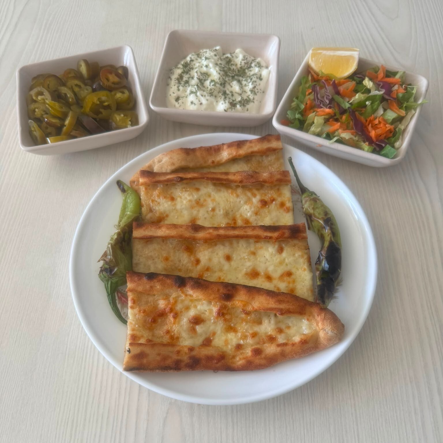 Kaşarlı Pide 5 Adet