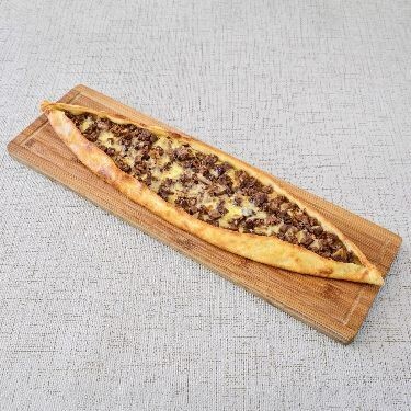 Kavurmalı Kaşarlı Pide+330 Ml Coca Cola