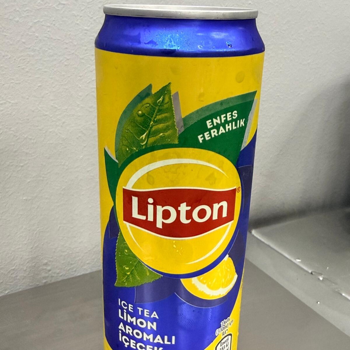 Lipton Ice Tea Limon (330 ml)
