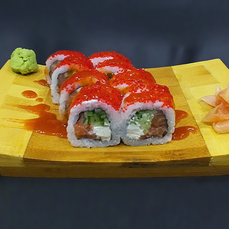 147. Spicy Philadelphia Roll (8 Pcs)