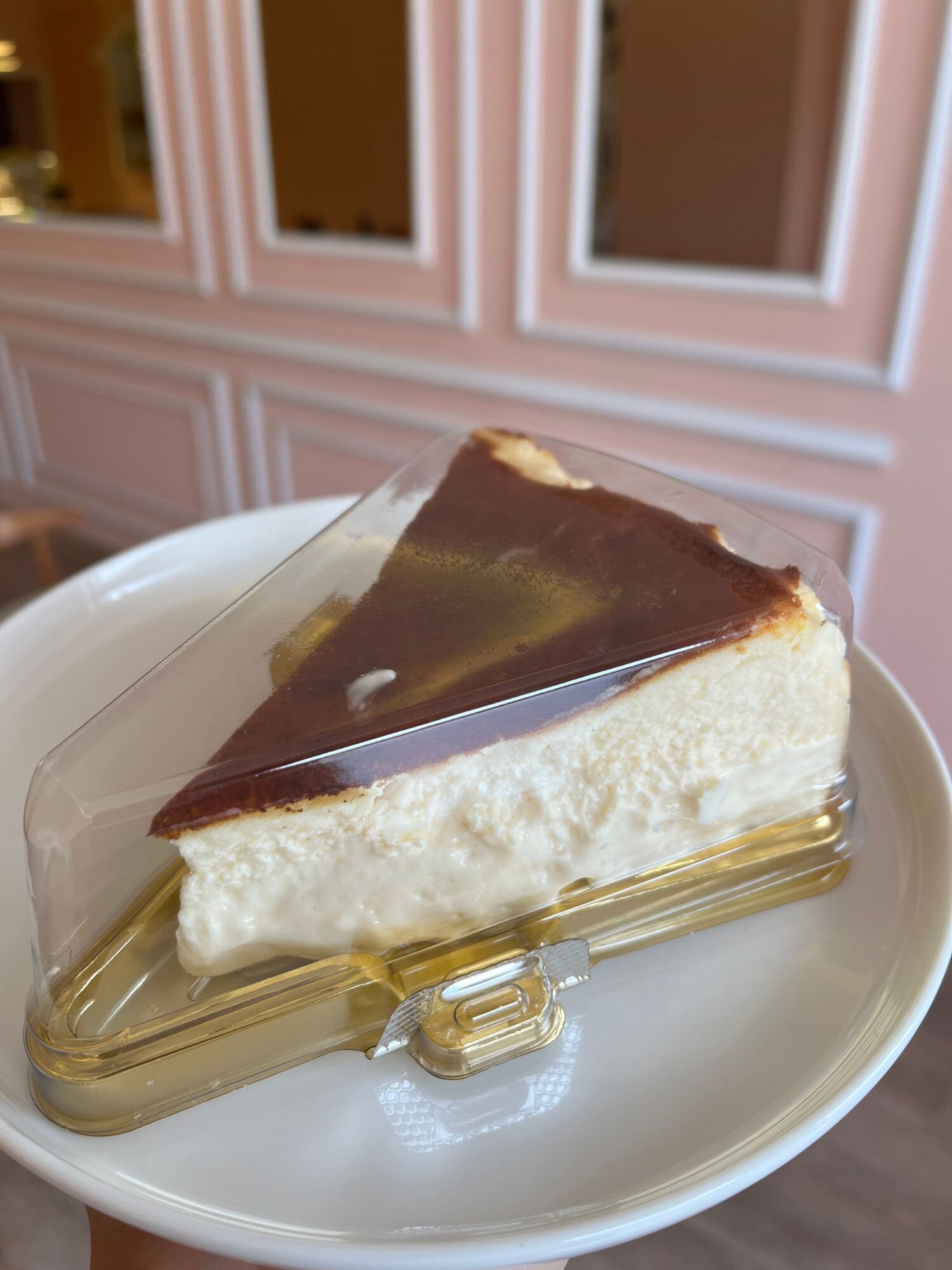 San Sebastian Cheesecake