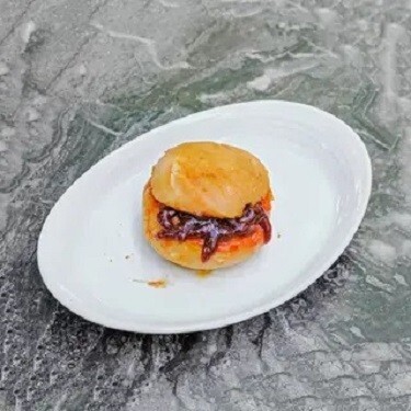 Barbekü Soslu Islak Hamburger