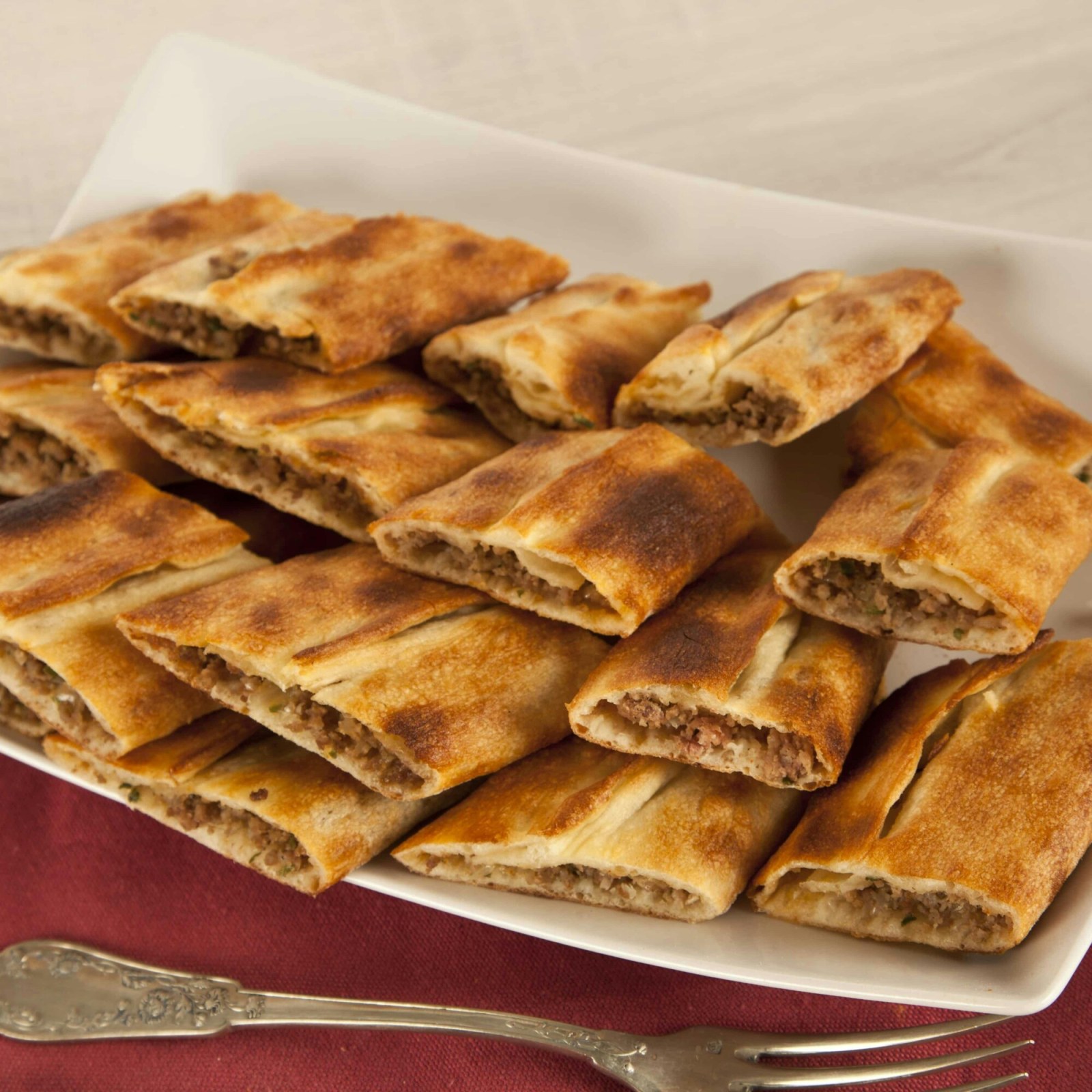 10 Adet Kıymalı Kır Pidesi