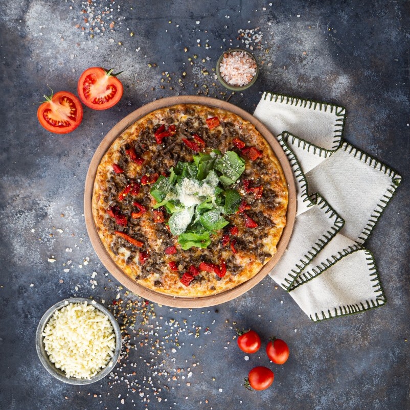 Kavurmalı Pizza (Orta)