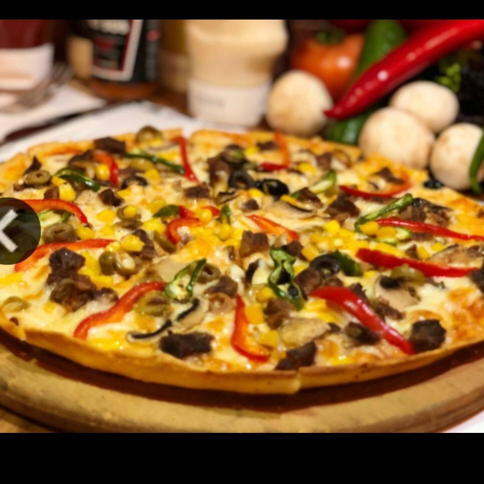 Kavurmalı Pizza