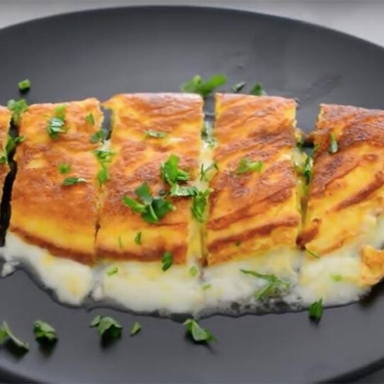 Kaşarlı Omlet