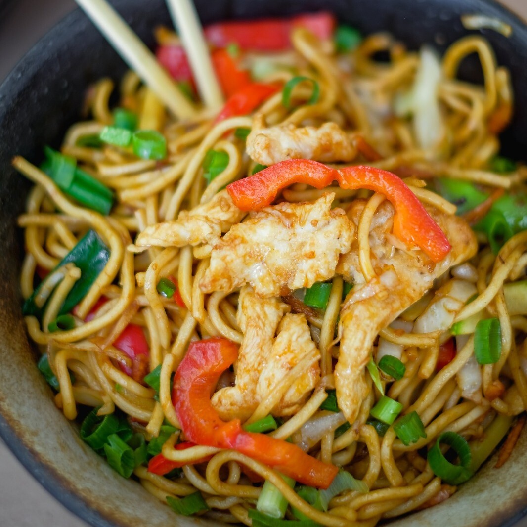 81. Tavuklu Noodles