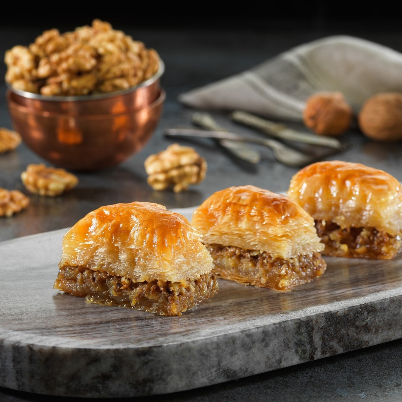 Cevizli Baklava (1 kg.)