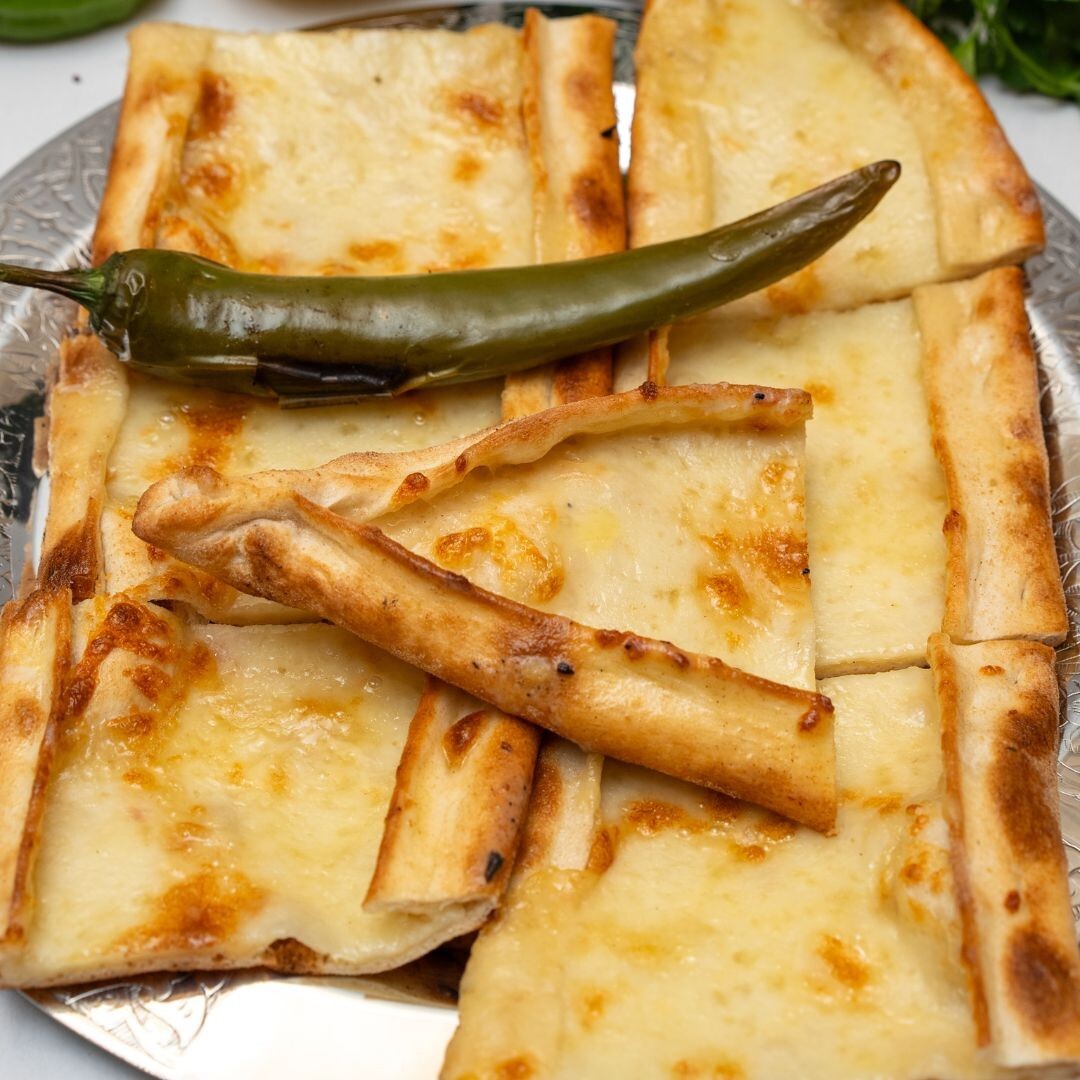 Peynirli Pide