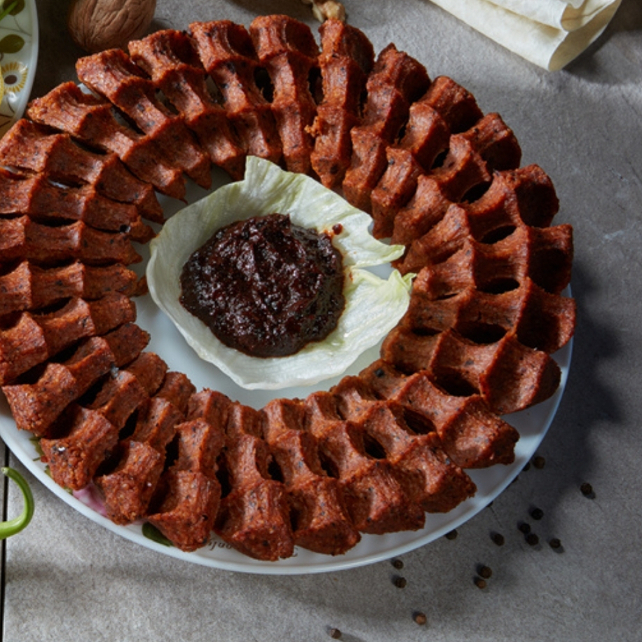 Çiğ Köfte (1 kg.) (Garnitürsüz)