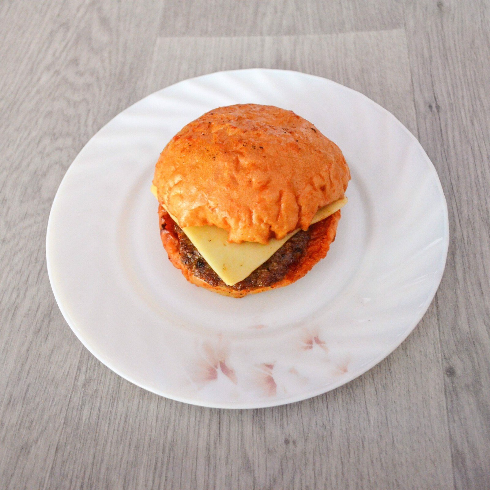 Cheddarlı Islak Hamburger