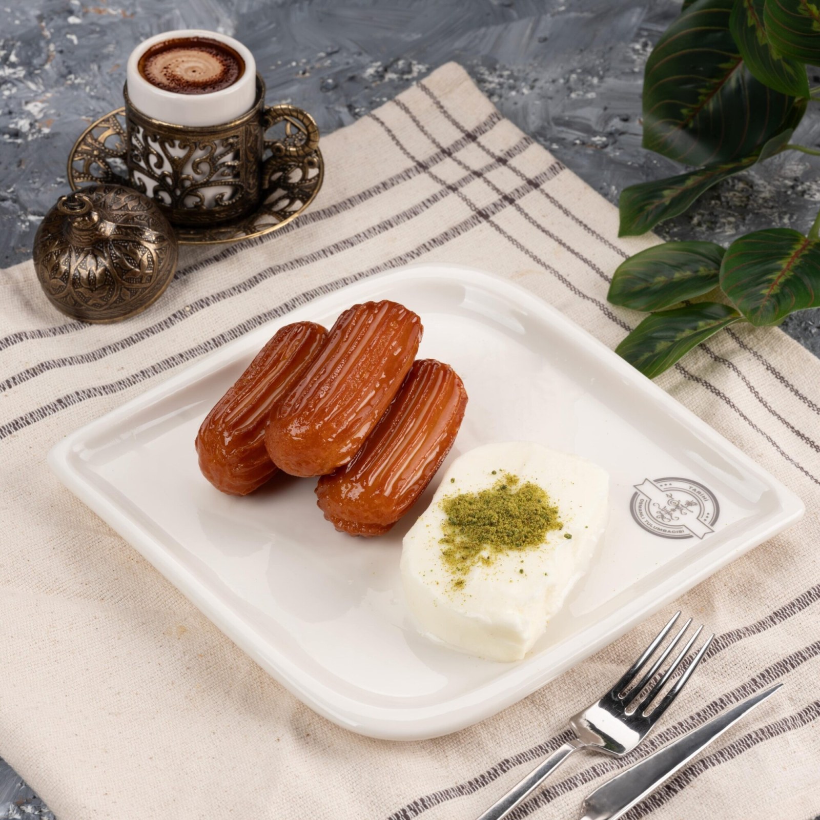 Sade Tulumba (1000 Gr)