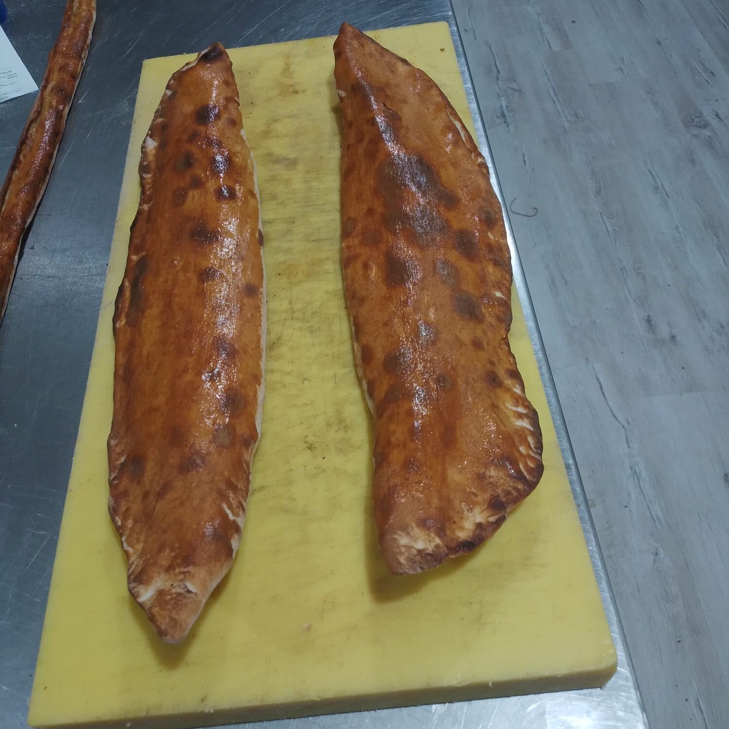Görele Kıymalı Kapaklı Pide
