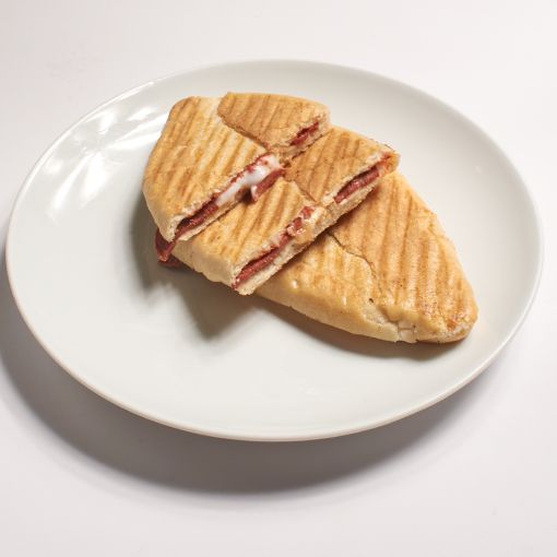 Sucuklu Kaşarlı Tost