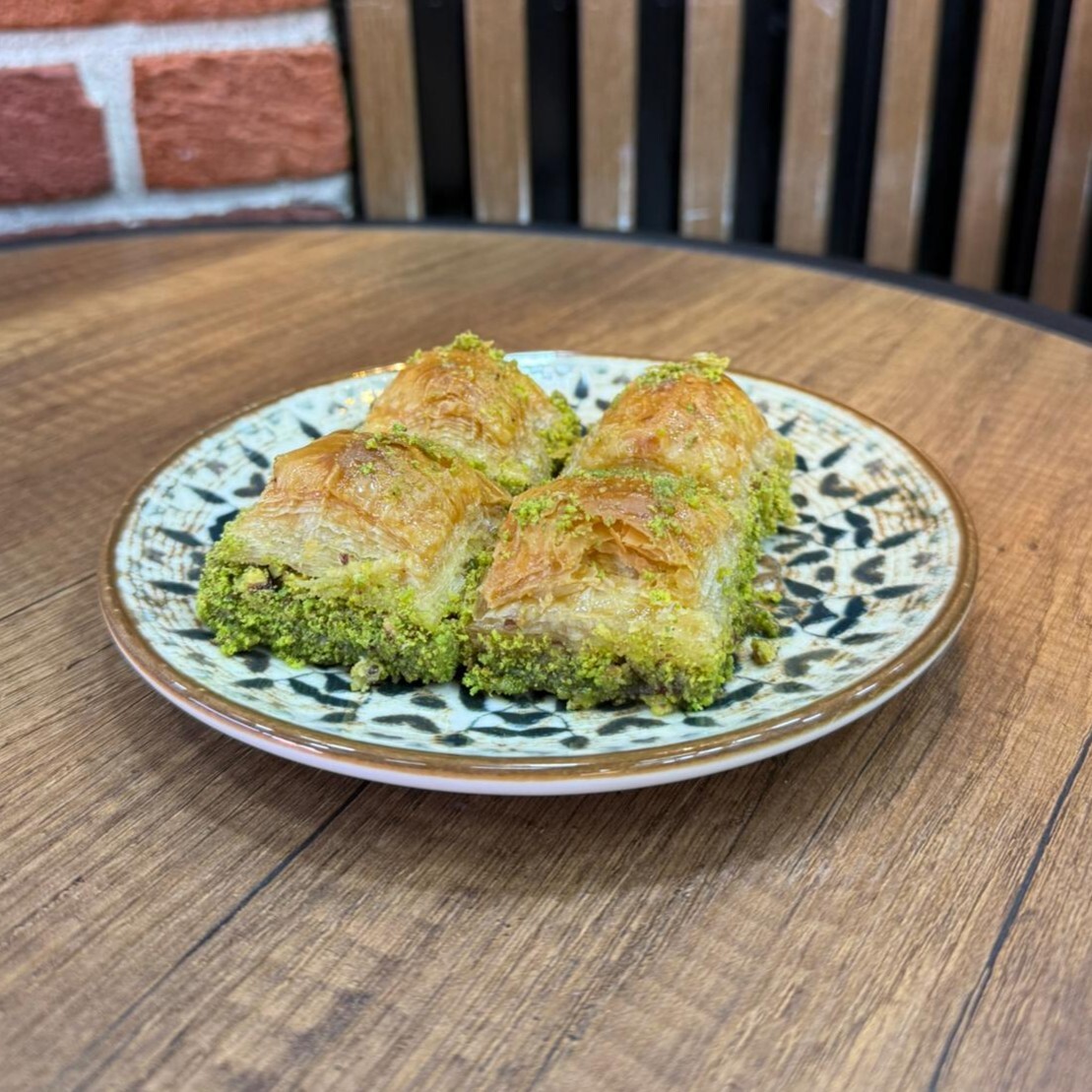 Tereyağlı Fıstıklı Kuru Baklava (500 gr)