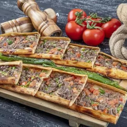 Kuşbaşılı Pide