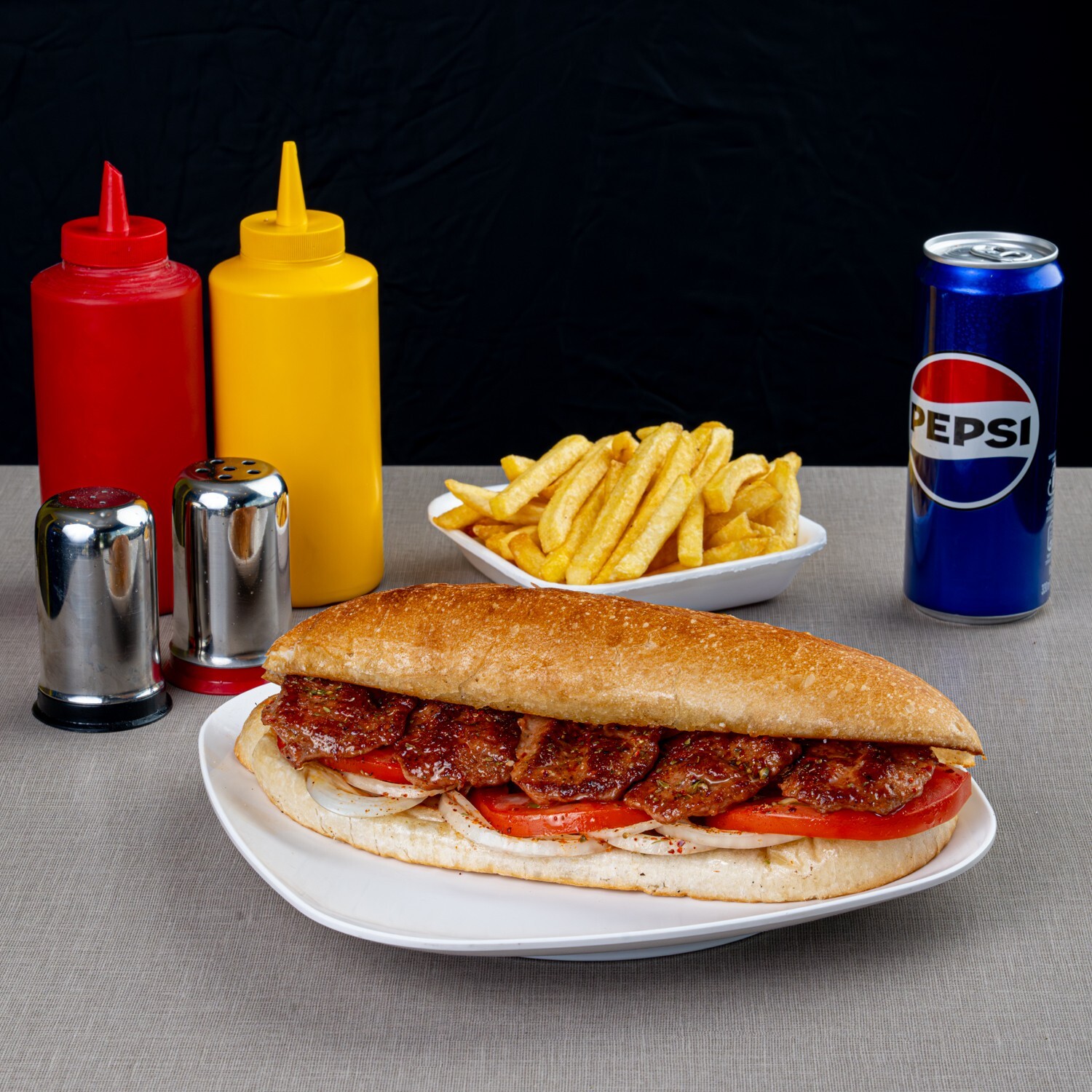 Ekmek Arası Izgara Köfte Menü
