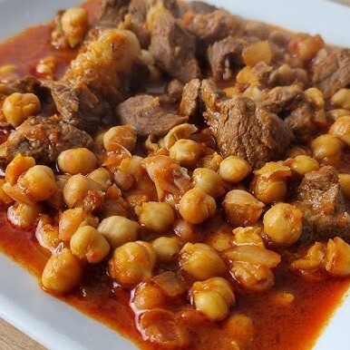 ETLİ NOHUT MENÜ(GÜNÜN PİLAVI+CACIK VEYA SALATA)