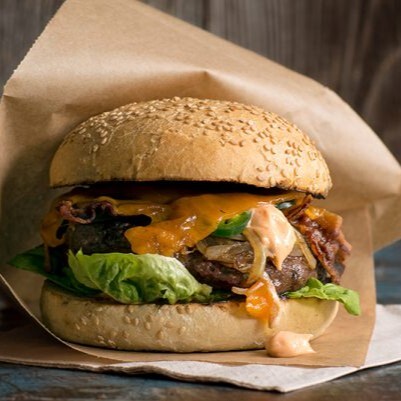 Köftesi Bol Hamburger + Pepsi (330 Ml) + Patates Kızartması