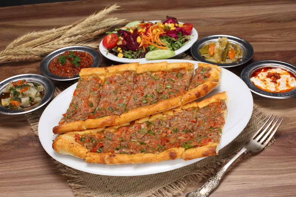 Kuşbaşılı Pide