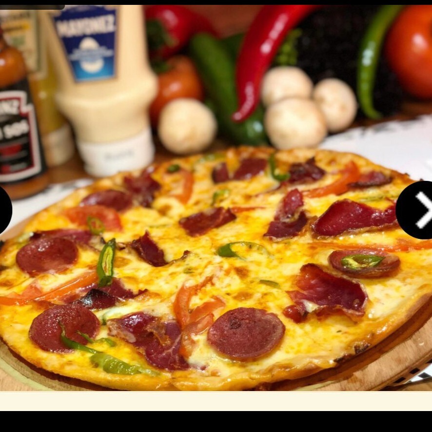 Sucuklu Pastırmalı Pizza (Büyük Boy)