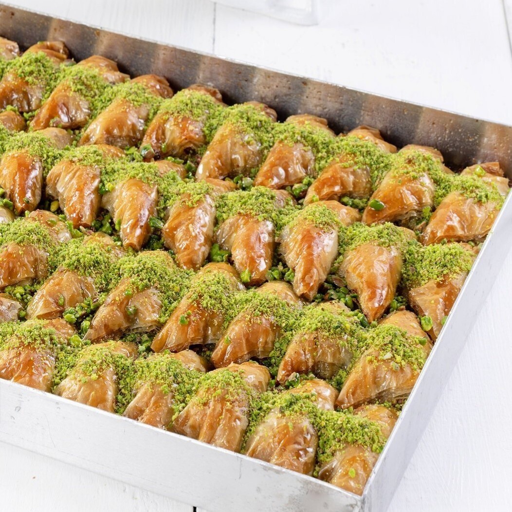 Fıstıklı Tereyağlı Kaymaklı Şöbiyet (1 kg.)