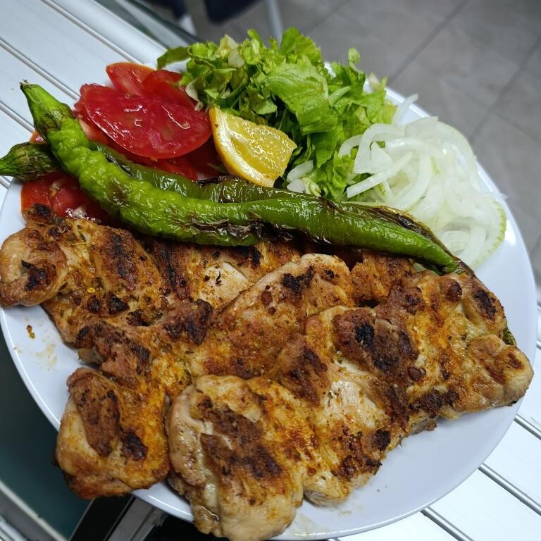 Kemiksiz Izgara Tavuk İncik (1 kg.) Menü