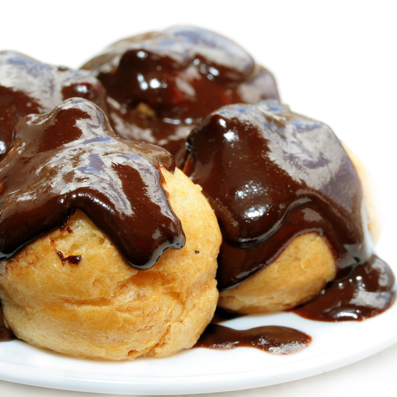 Lotuslu Profiterol (750 g)
