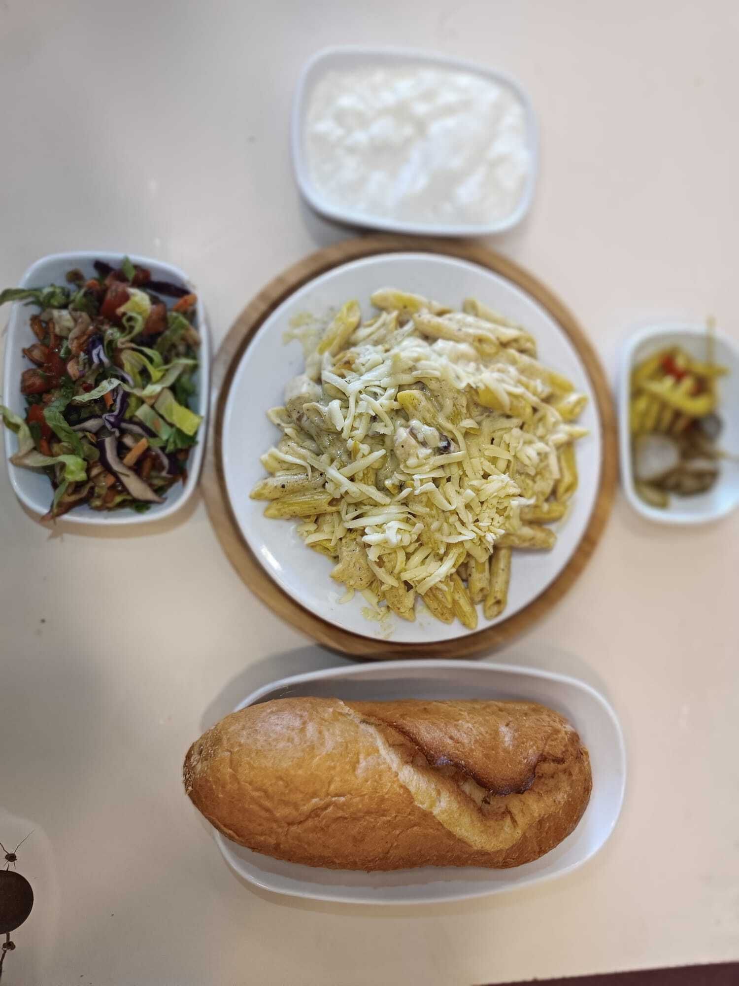 kremalı tavuklu.mantarlı makarna