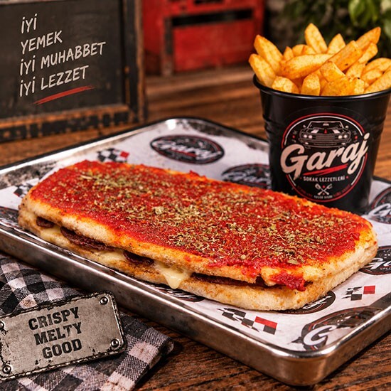 Garaj Usulü Tost + Patates