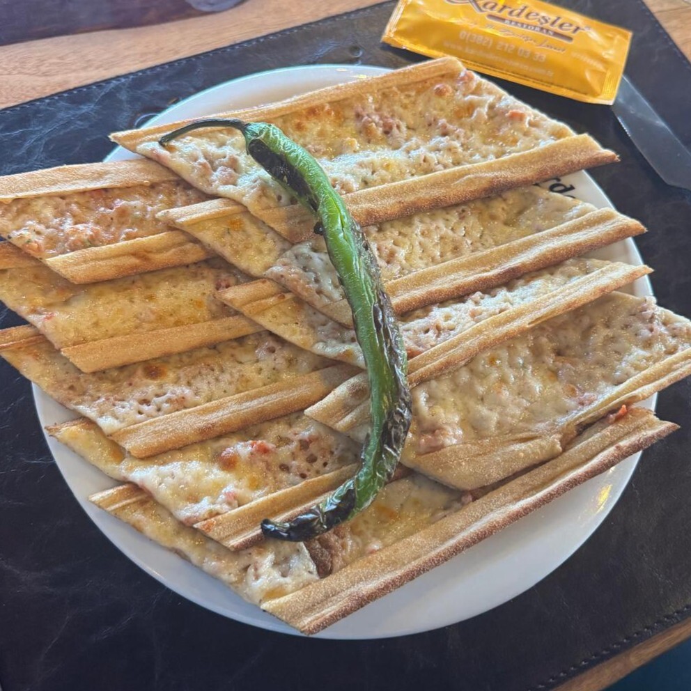 Karışık Pide