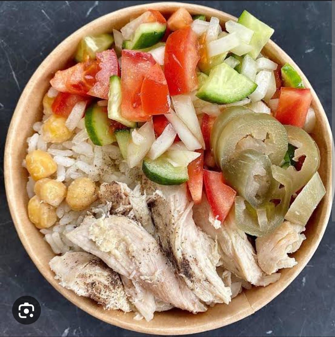 Pilav Üstu Tavuk Salata