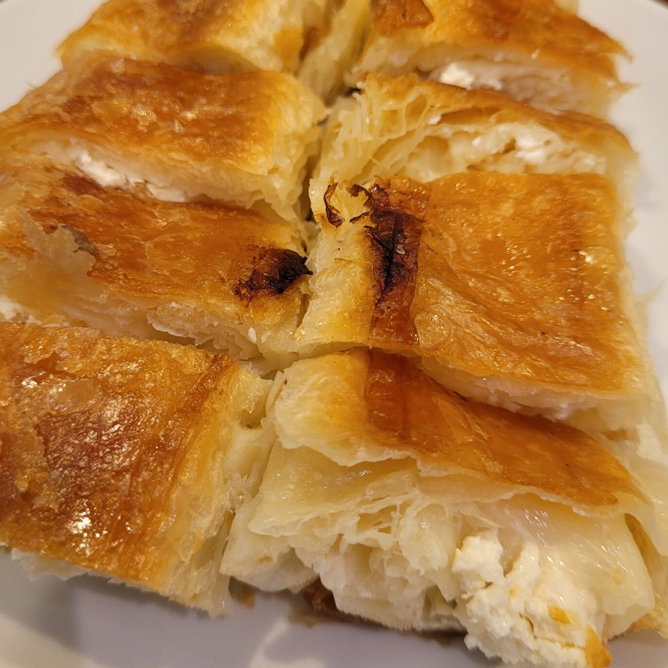 Peynirli Kol Böreği (250 gr)