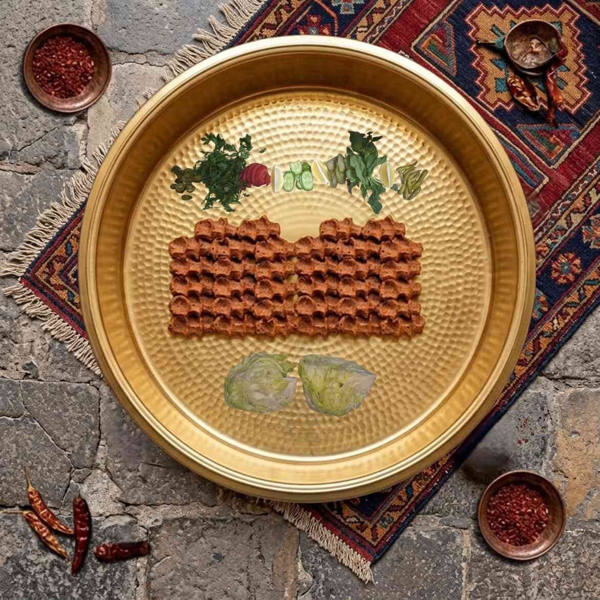 Tam Leğen Menüsü – Çiğköfte (1 kg) [10 Lavaş & Bol Garnitürlü]
