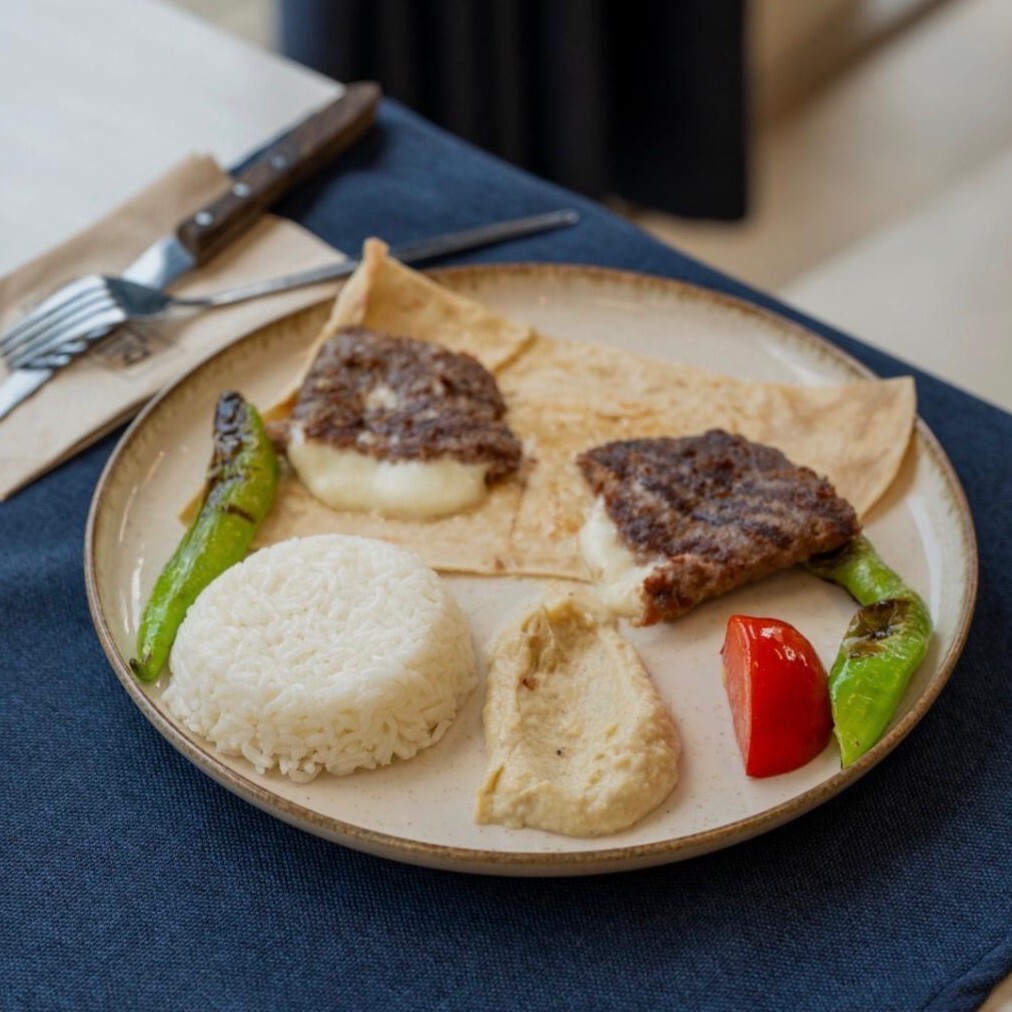 Kaşarlı Köfte ( 180 gr)