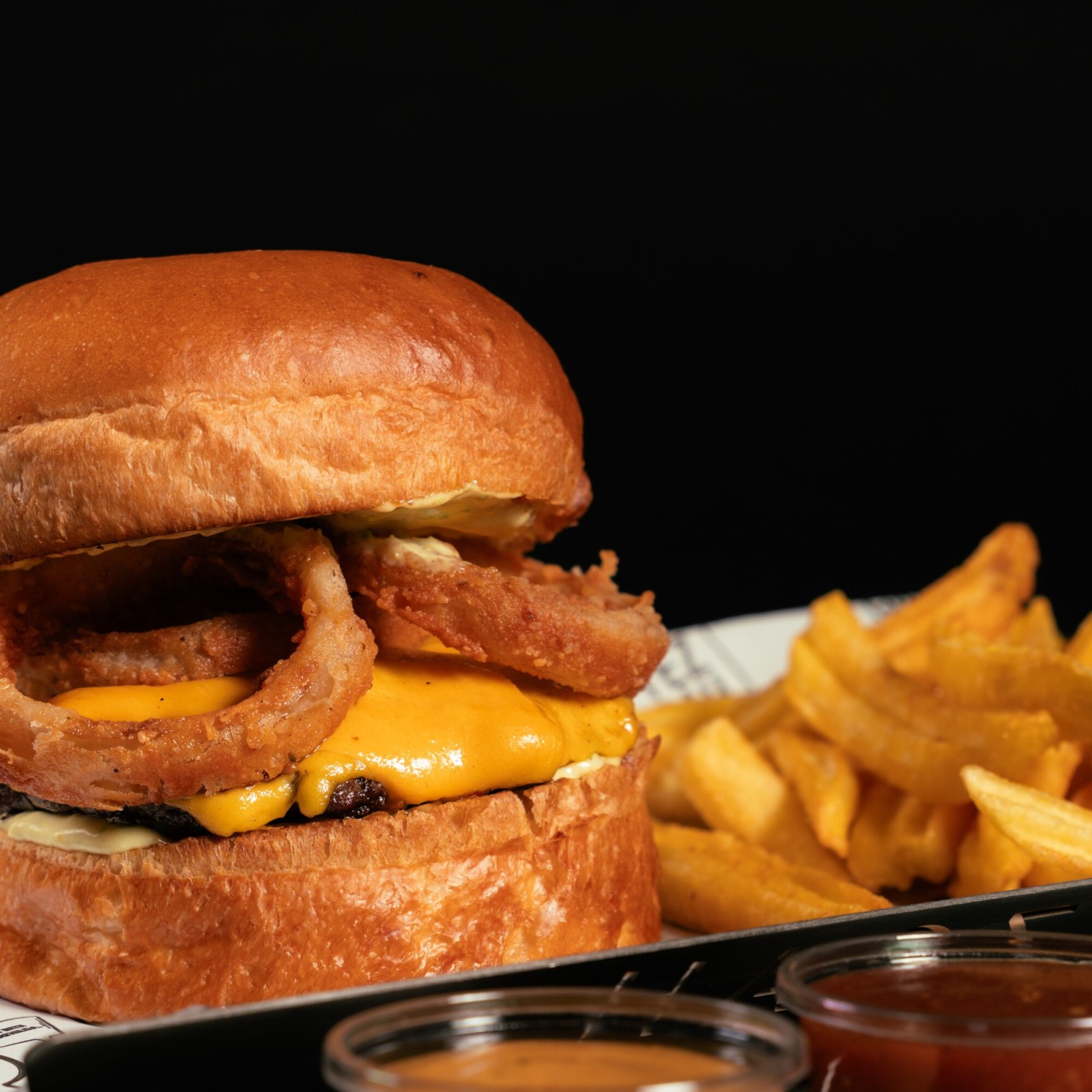 Onıon Very Cheeseburger