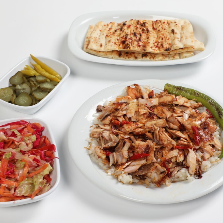 Pilav Üstü Tavuk Döner