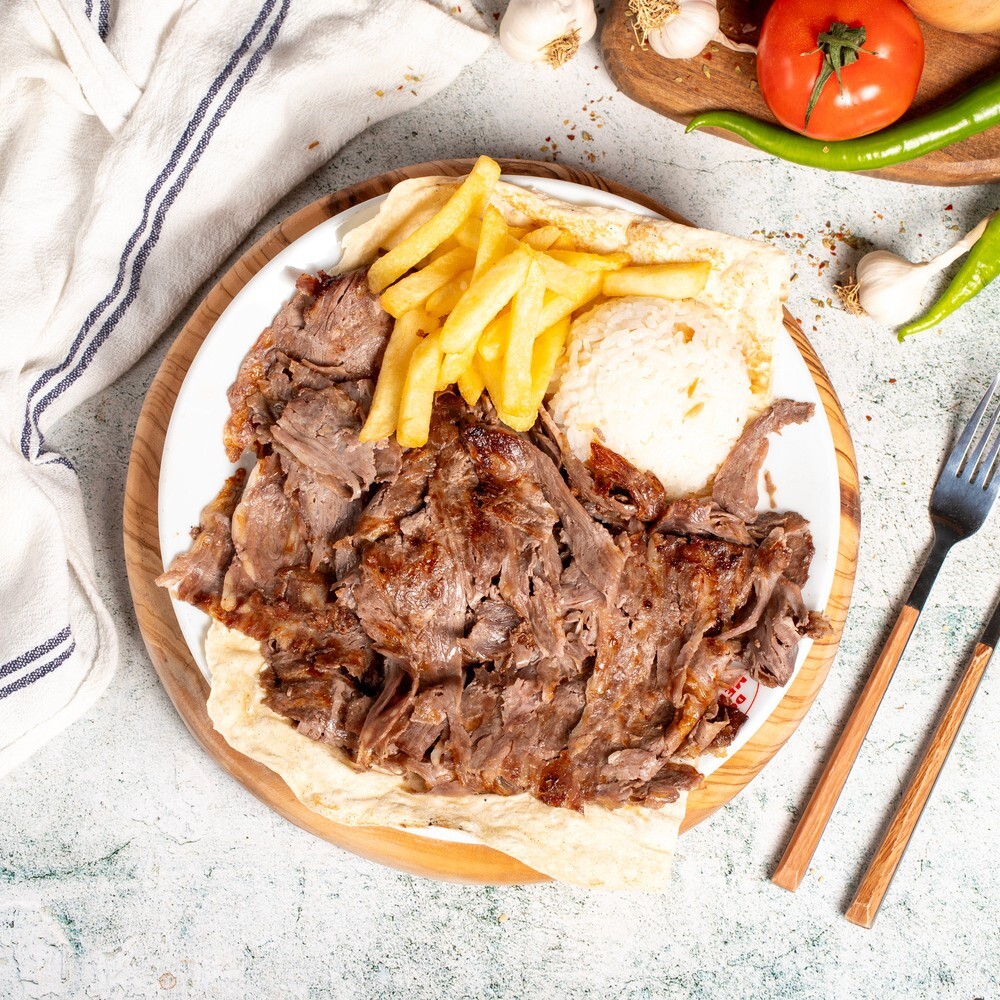Pilav Üstü Et Döner + (330 ml) Coca-Cola