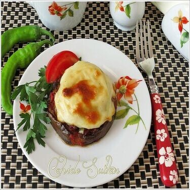 Beşamelli Saray Kebabı