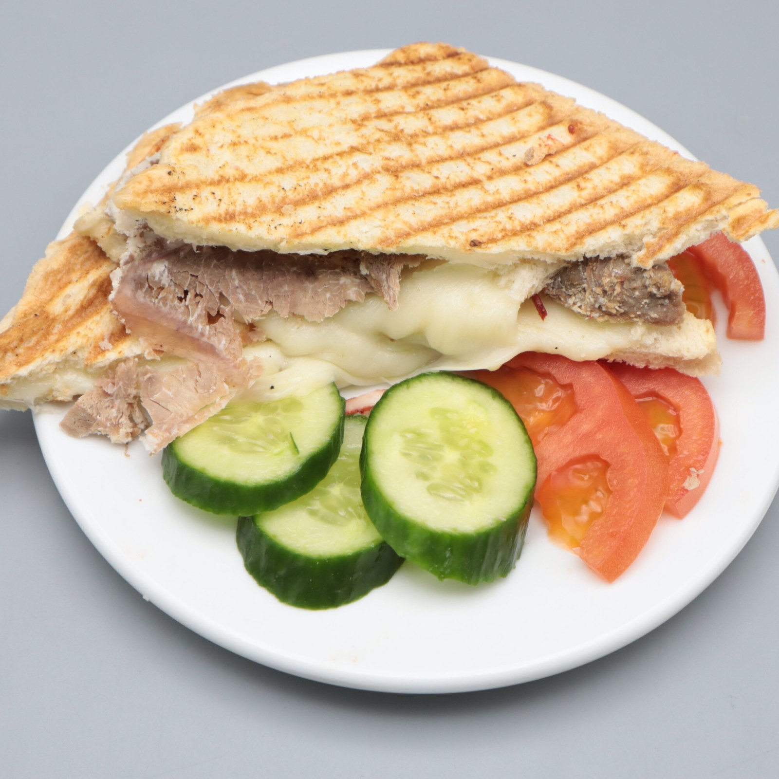 Kaşarlı Kavurmalı