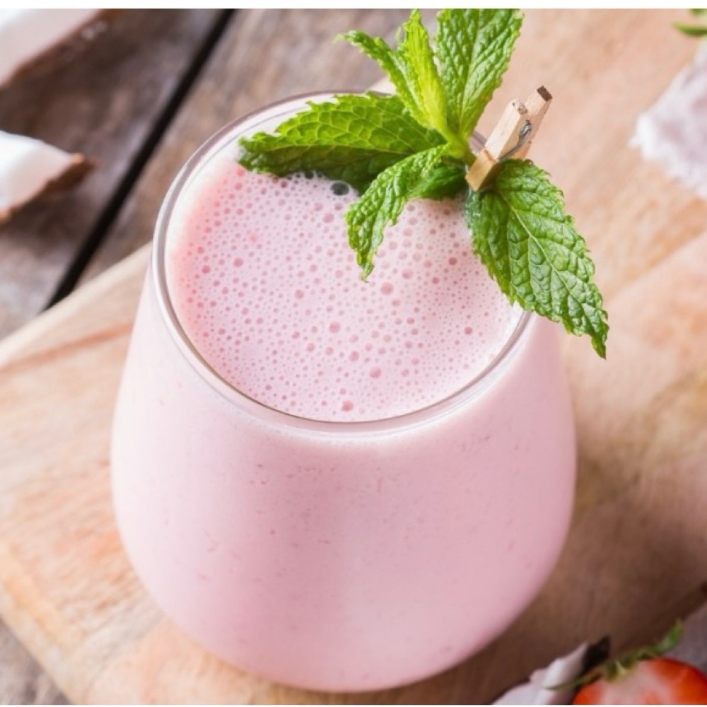 Çilekli Lassi