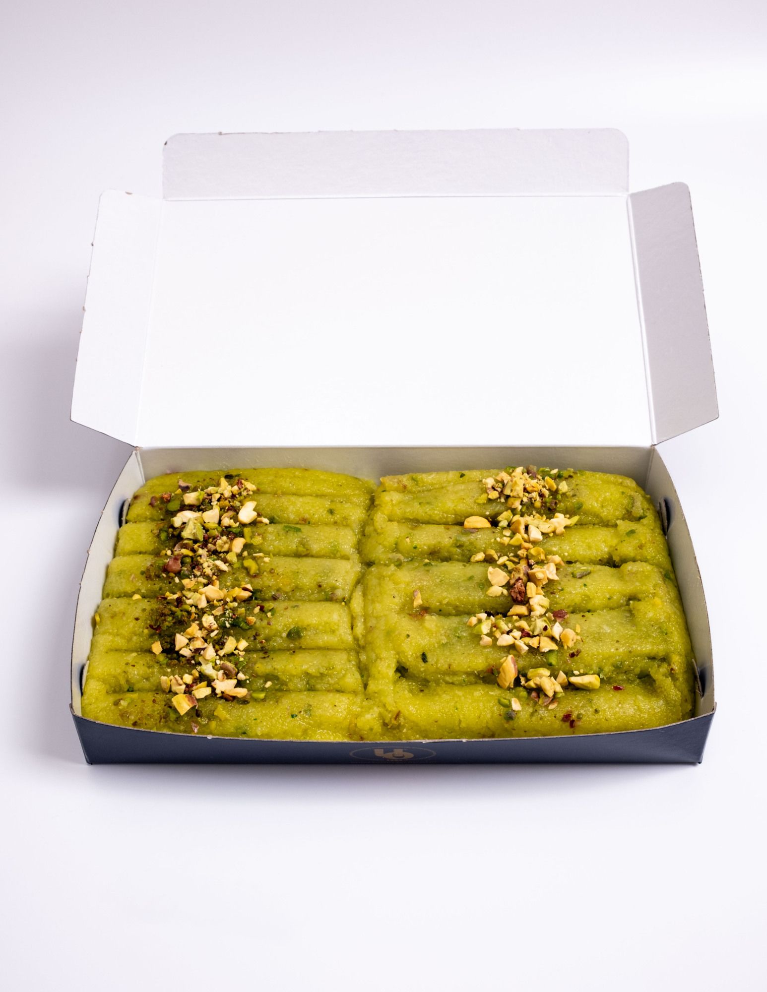 Antep Fıstıklı Fırınlanmamış Peynir Helvası (500 g)